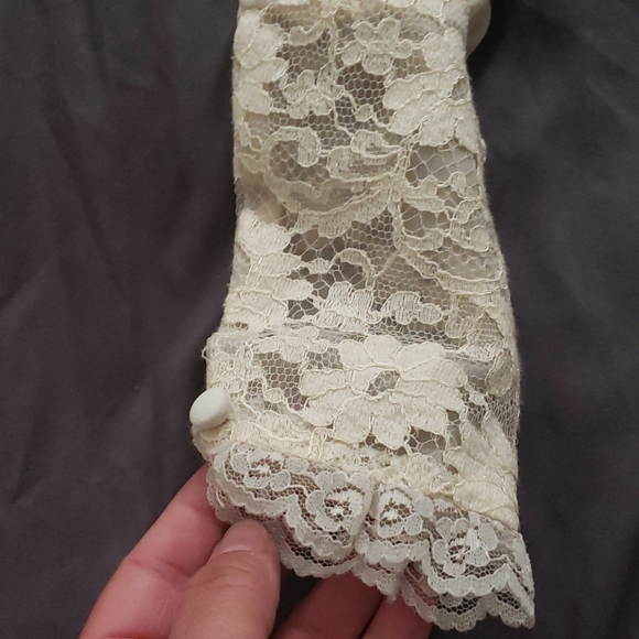 Vintage Victorian style blouse - Picture 4 of 10